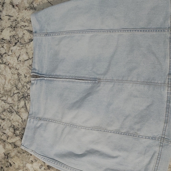 Mini Skirt - Picture 2 of 3